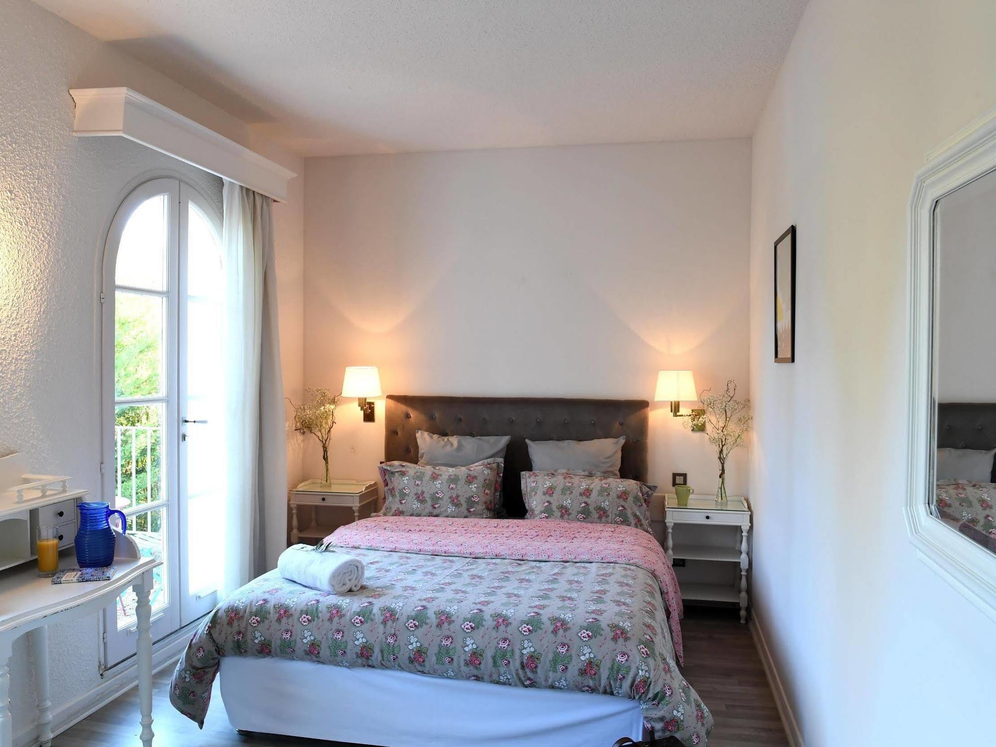 Moulin De La Roque Hotel Althen-des-Paluds Ngoại thất bức ảnh